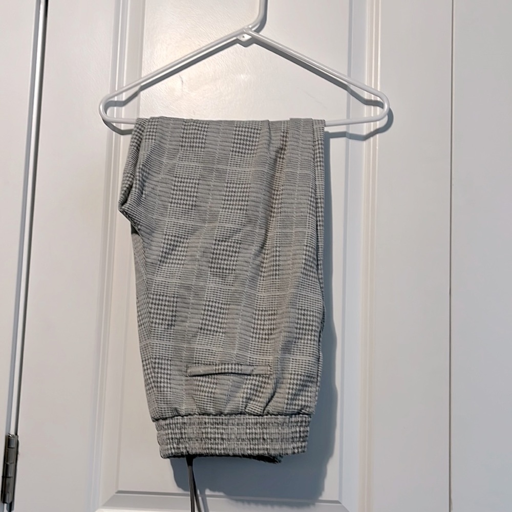 Super comfy straight leg plaid pants